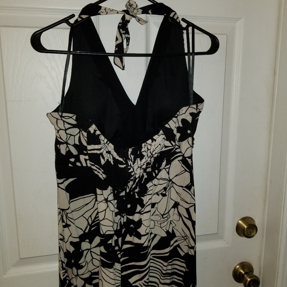 Sundress - Picture 2 of 3